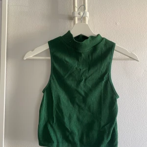 Grön topp - Topp i skönt och stretchigt material💕
