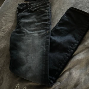 Jack & Jones jeans - ”grish jeans” Liknande replay Från jack & jones