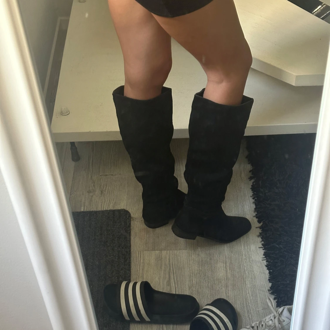 SNYGGA STÖVLAR