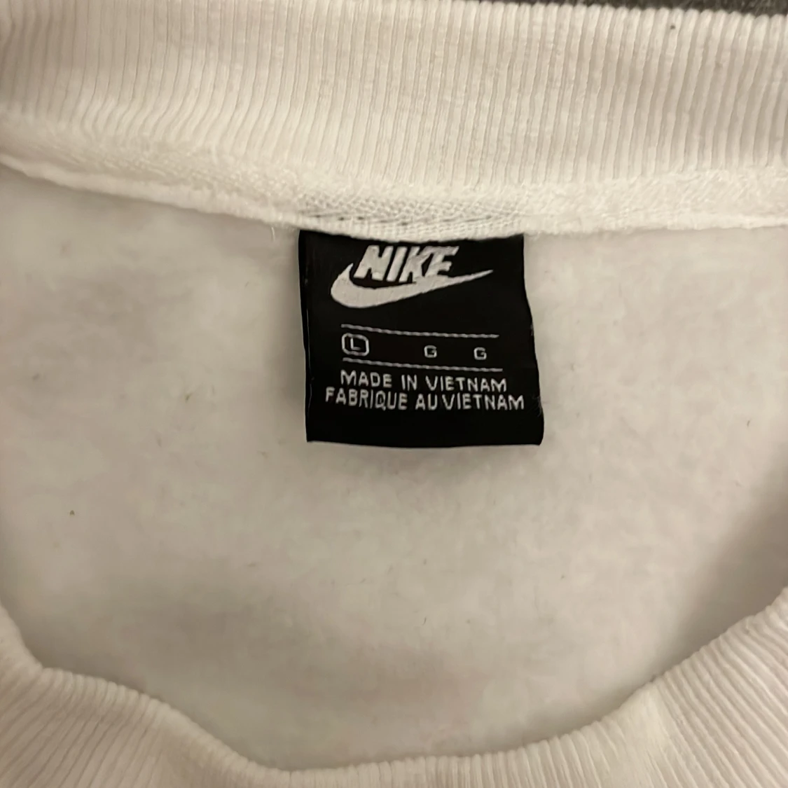 Vit vintage sweatshirt från Nike - 90