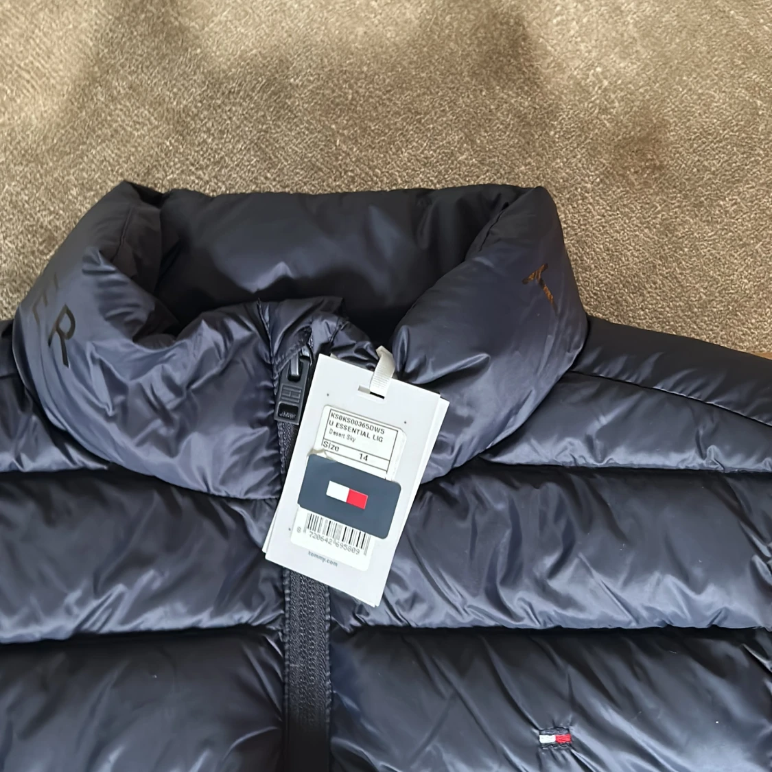 Mörkblå dunväst från Tommy Hilfiger - 90