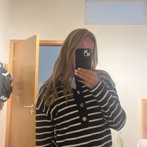 Massimo Dutti kofta  - Massimo Dutti kofta. Nypris 800kr❣️