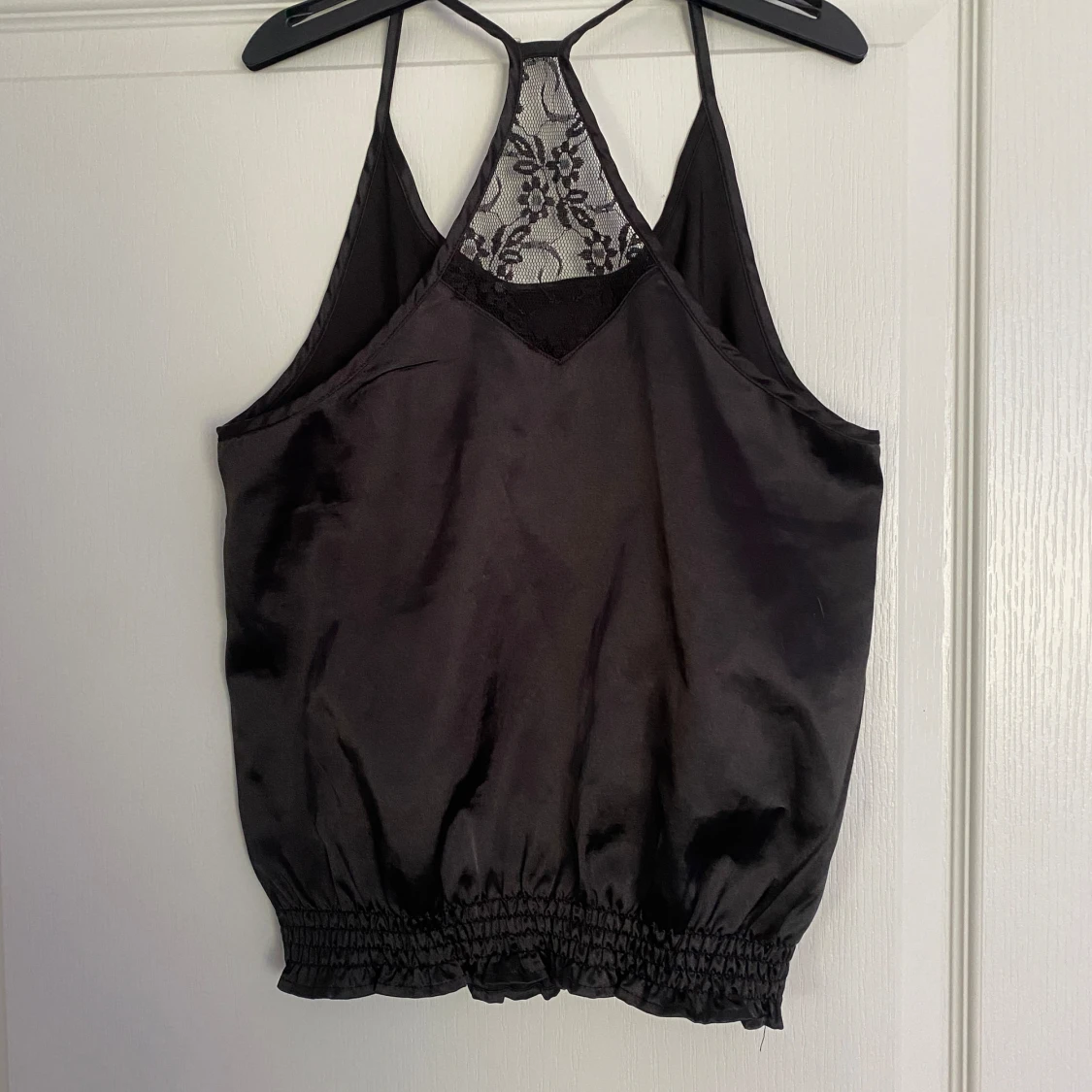 Svart linne från XOXO Friends - 90