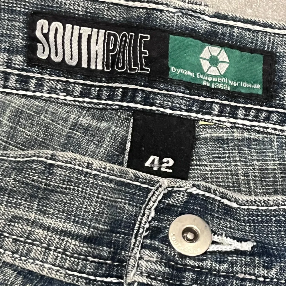 Southpole jeans🔥🔥 54/119/39/28 Pris kan sänkas vid snabb affär🙌. Jeans & Byxor.