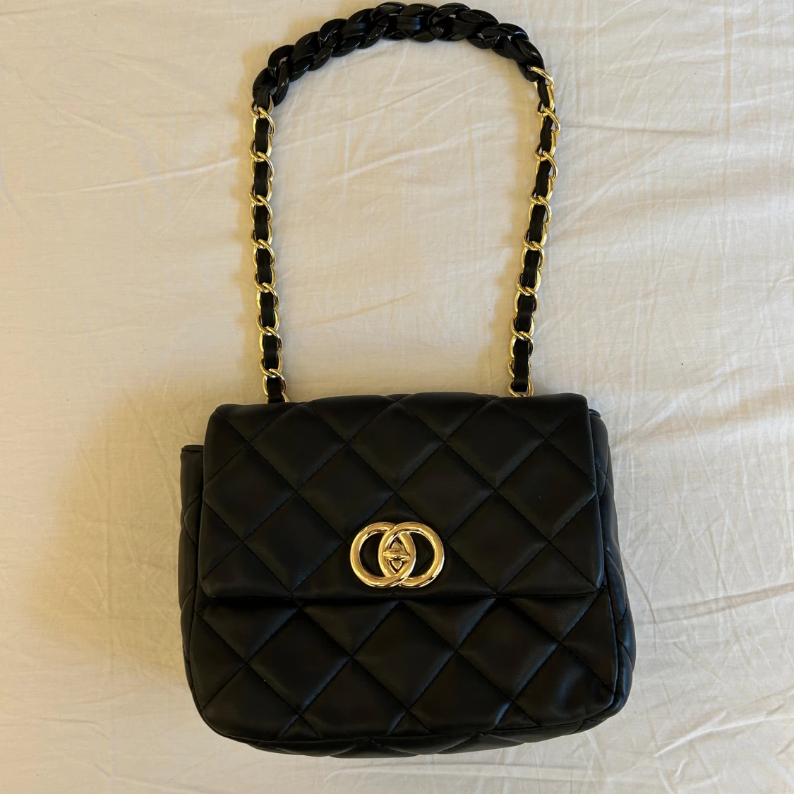 Svart quiltad axelväska från Sixth Sense - 91