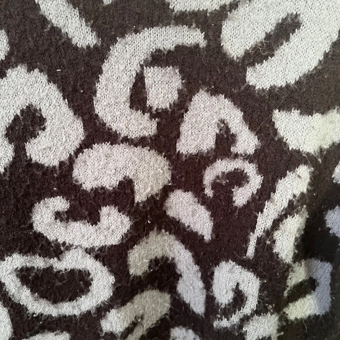 Mönstrad tröja från Grunt - 91