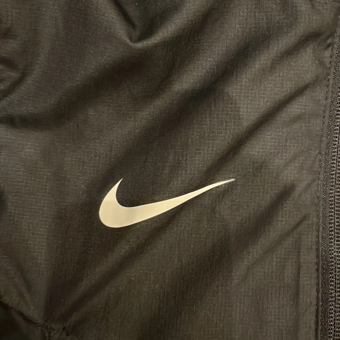 Svart Nike jacka  - 91