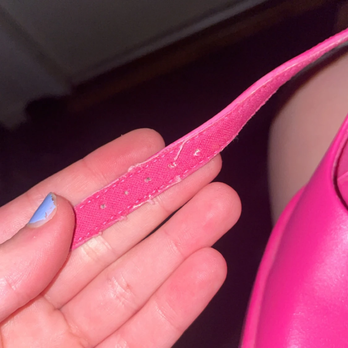 Rosa Mary Jane skor från Monki - 93