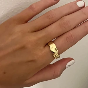 Guldring - Helt ny ring!