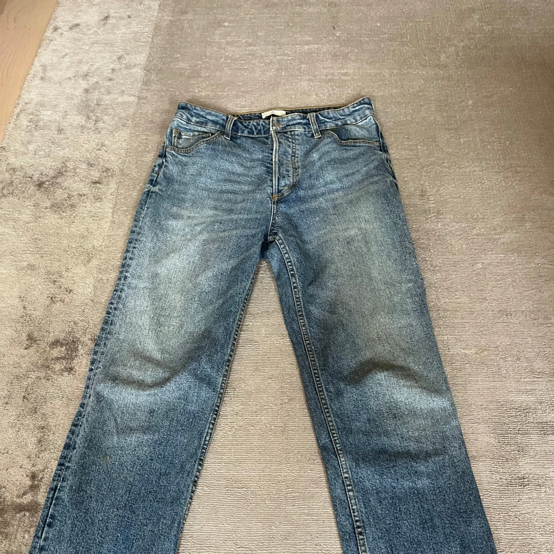 Blå jeans från HM - 90