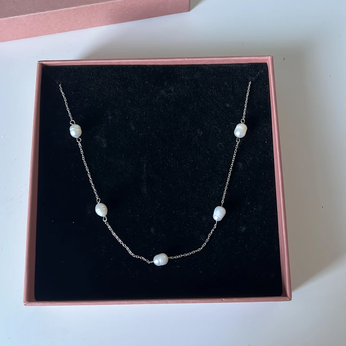 Silver Edblad pärlhalsband 💗