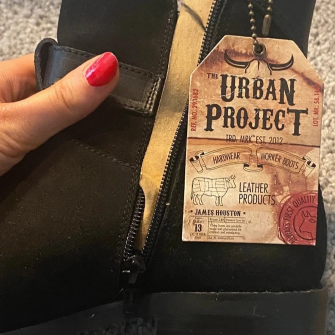 Johhny Bulls, Nya - 90