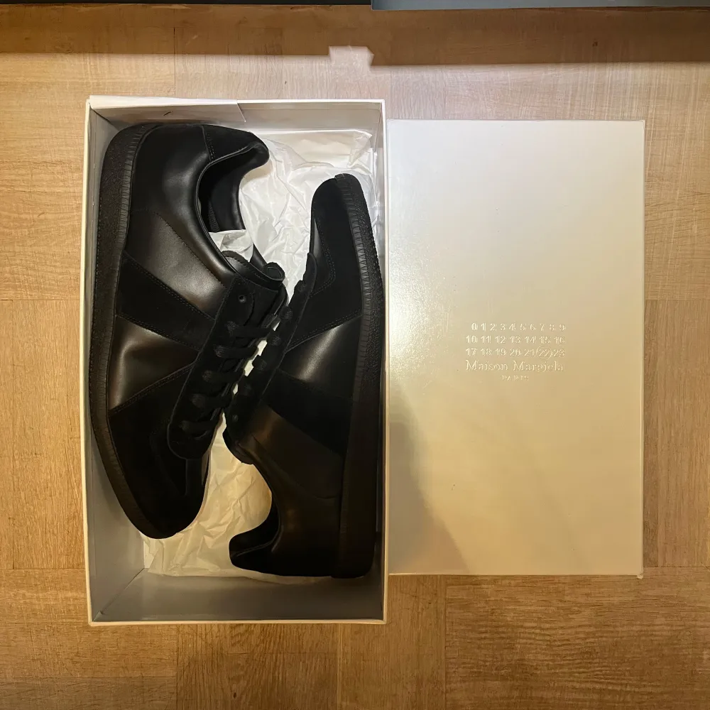 Maison margiela Gats  Black/black 43 eu. Skor.