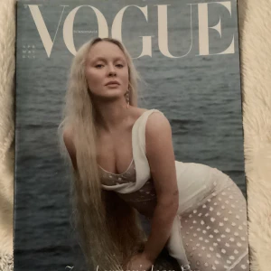 Vogue tidning - Med Zara Larsson, bra skick