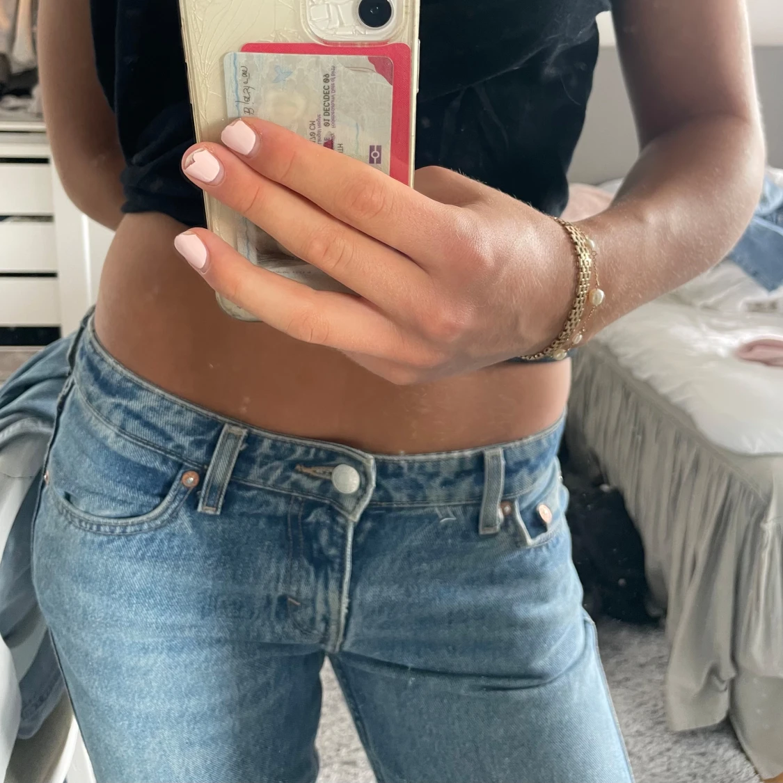 lågmidjade jeans