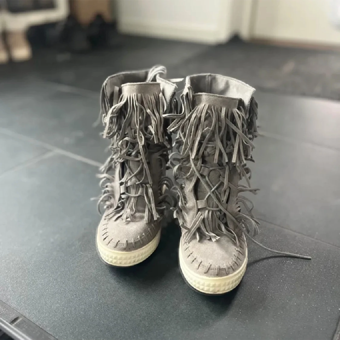 Gråa Frans skor  - 90