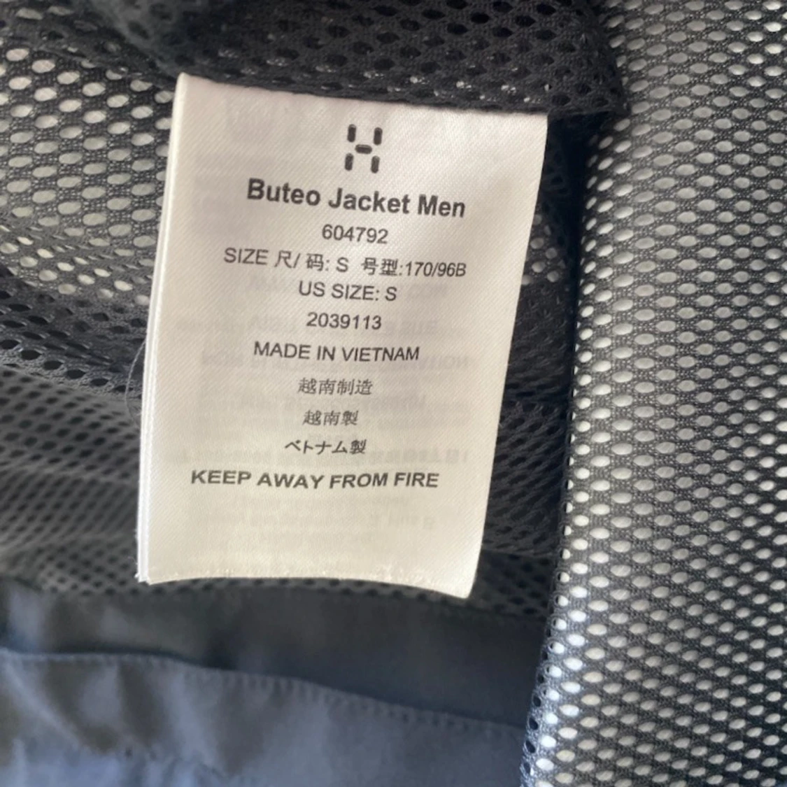 Svart regnjacka från Haglöfs - 91