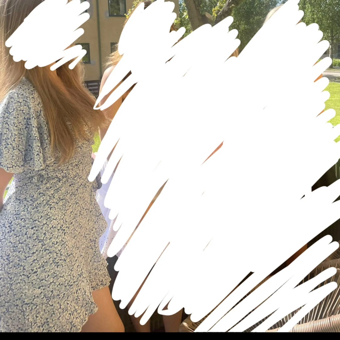 Blommig klänning  - 90