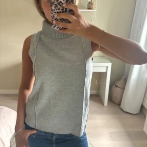 Linne med polokrage - Säljer denna fina tröja från zara med polokrage som är perfekt nu inför hösten💕🍁