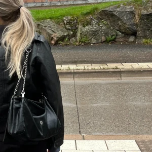 Väska - Slutsåld jätte snygg väska från Zara💕 