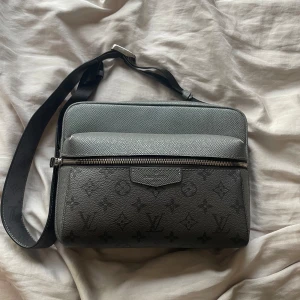 LV Dubble bag - Väska   