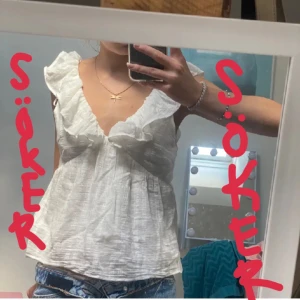 Vit topp volang  - SÖKER!! Denna topp eller liknade i storlek xs eller s🥰 skriv om ni har 🫶🏼
