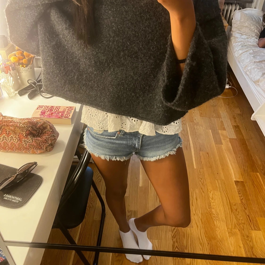 Lågmidjade jeansshorts