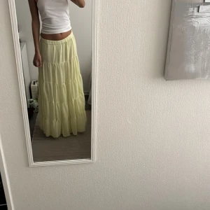 Långkjol - Gul långkjol