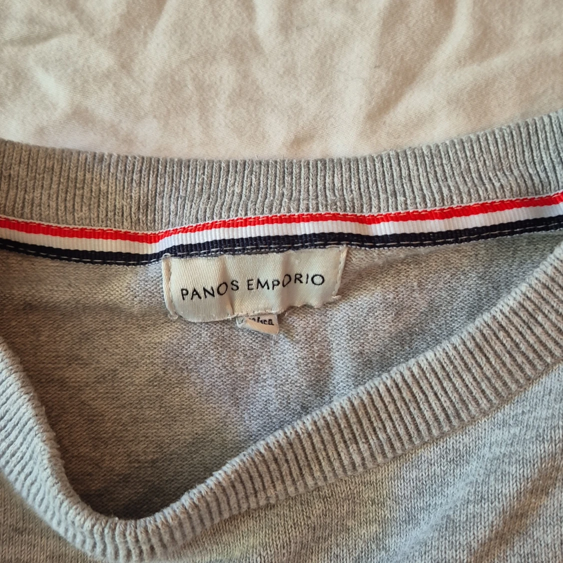 Grå randig tröja från Panos Emporio - 90