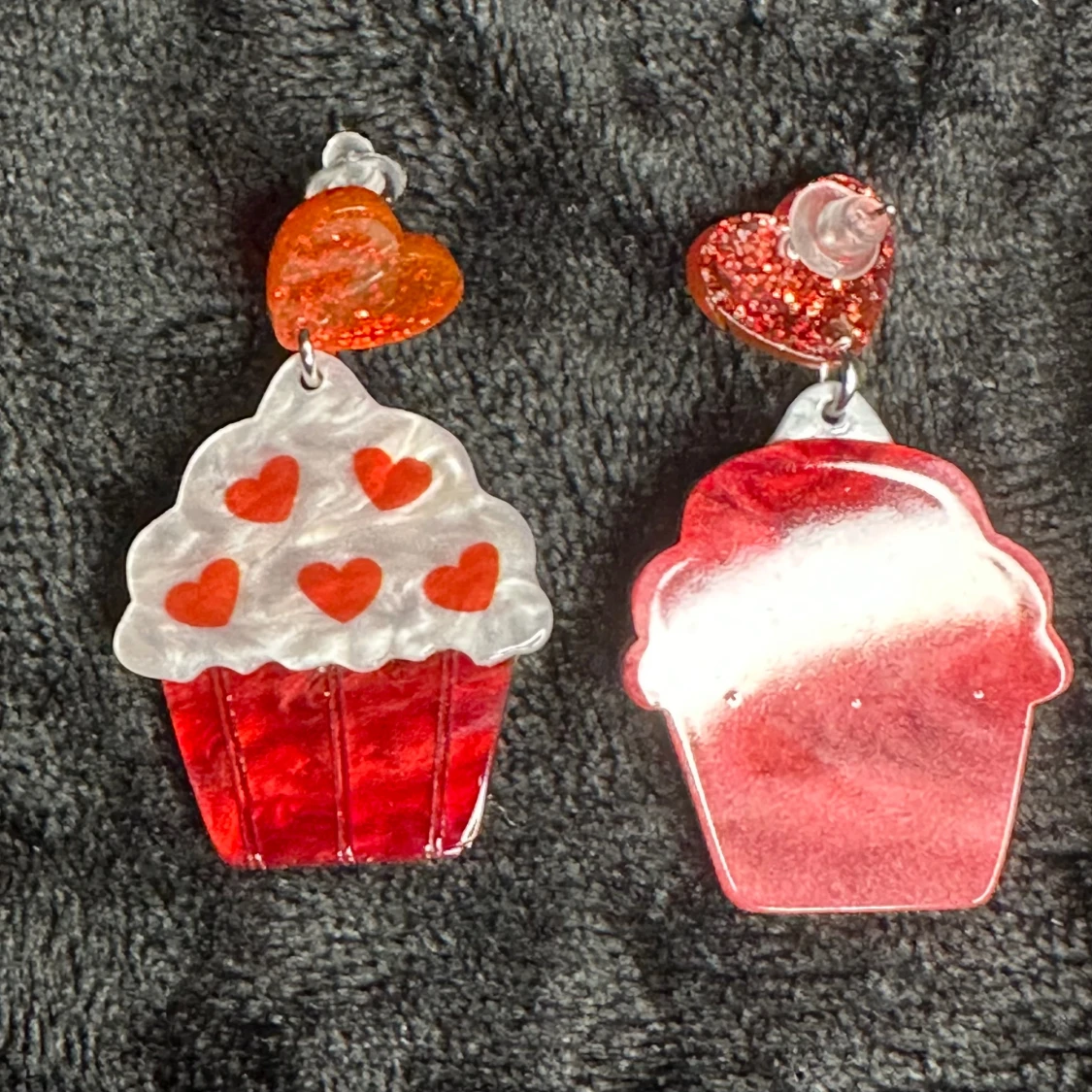 Söta örhängen med cupcakes och hjärtan - 4