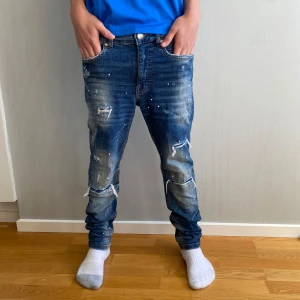 Slim fit jeans - Tvär feta jeans