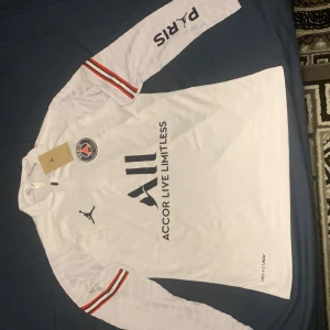 Psg tracksuit - Ny och oanvänd strl S