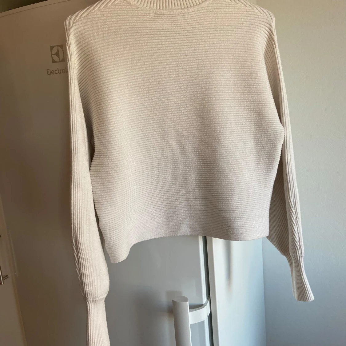 Vit ribbad tröja från Zara - 90