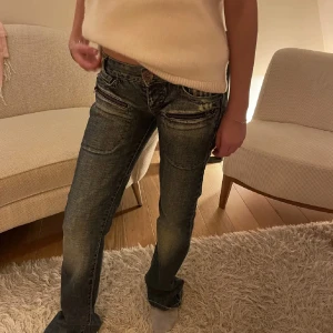 Skitsnygga jeans - Säljer dessa jättesnygga jeans❤️hör av dig vid frågor