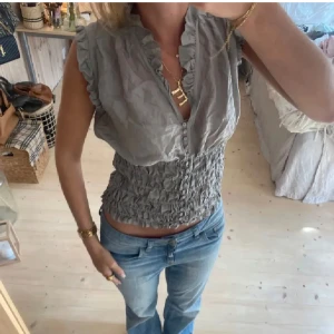 Zara topp - Super fin topp från zara, lånar bilden grå hon jag köpte av. Inga defekter 💕