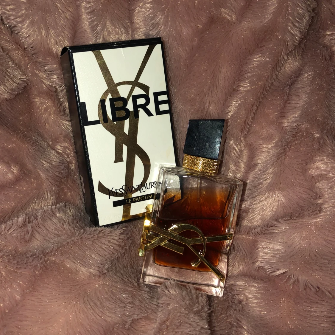 YSL parfym