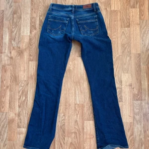 Ltb jeans  - Skit snygga lowwaist LTB jeans, i jättebra skick! Är lite bootcut 😍😍😍 