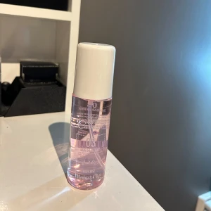 Oanvänd bodymist  - Oanvänd bodymist 
