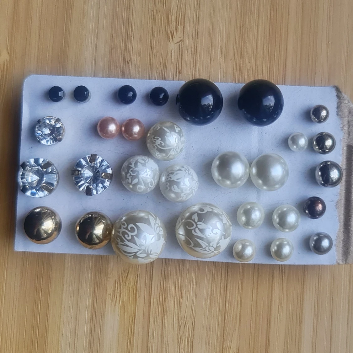 Diverse örhängen H&M/Åhléns - 92