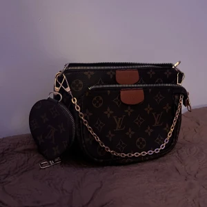 Väska  - Väska aldrig använt typ 