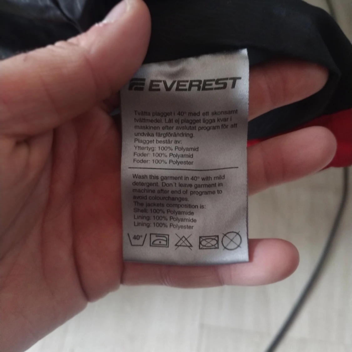  Jacka från Everest som tål alla väder helt enkelt - 93