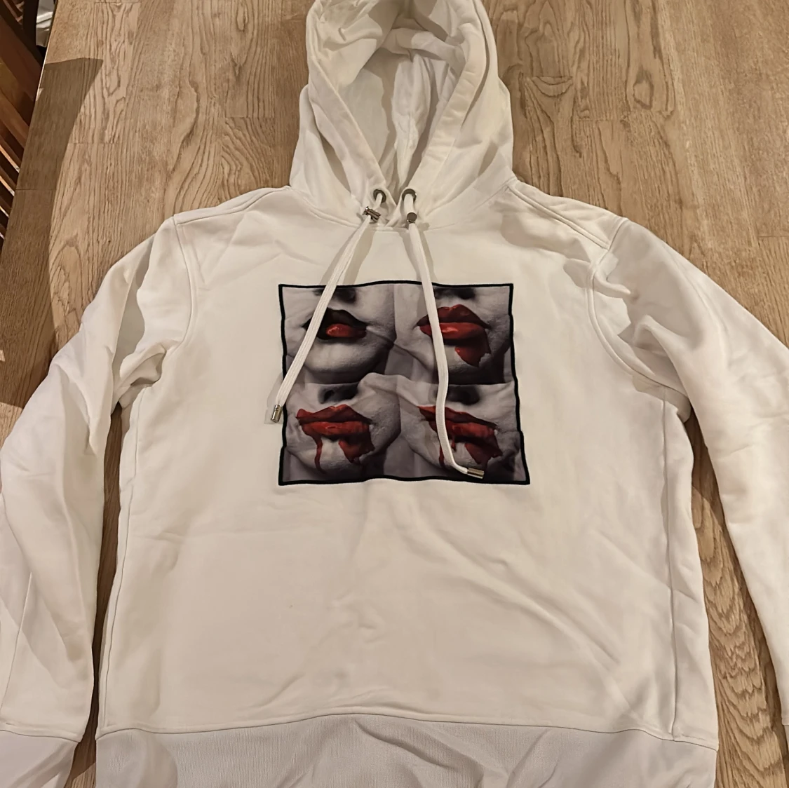 Limitato hoodie - 90