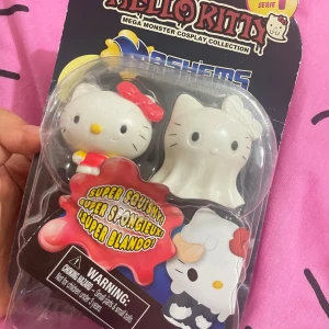 Hello Kitty squshies  - Hej säljer dessa dem e nya men öppna lite den för att se om det inte var sönder och de var inte det:)