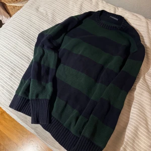 Stickad oversize tröja - Oversize från brandy! Knappt använd 🥰 passar xs-m