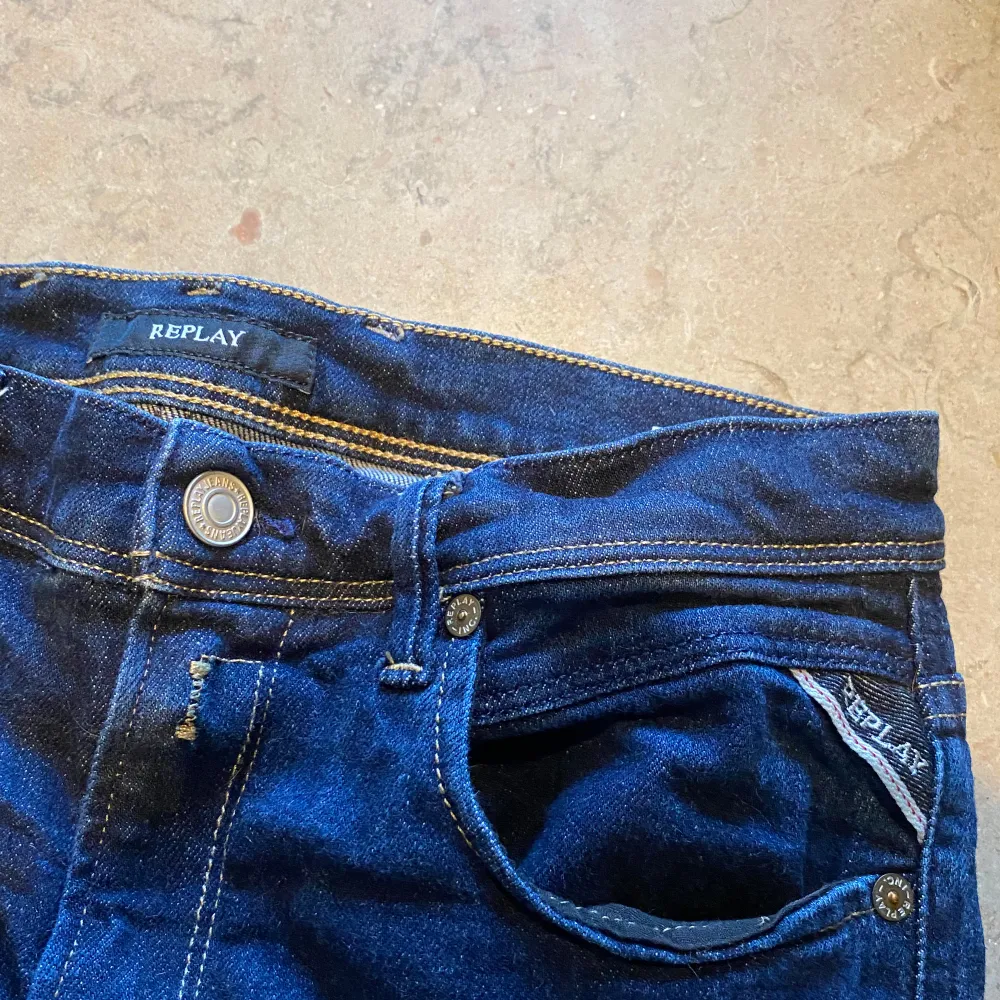 Säljer dessa Replay Jeans i storlek 14a eller 158cm | Hör av dig vid minsta fundering!. Jeans & Byxor.