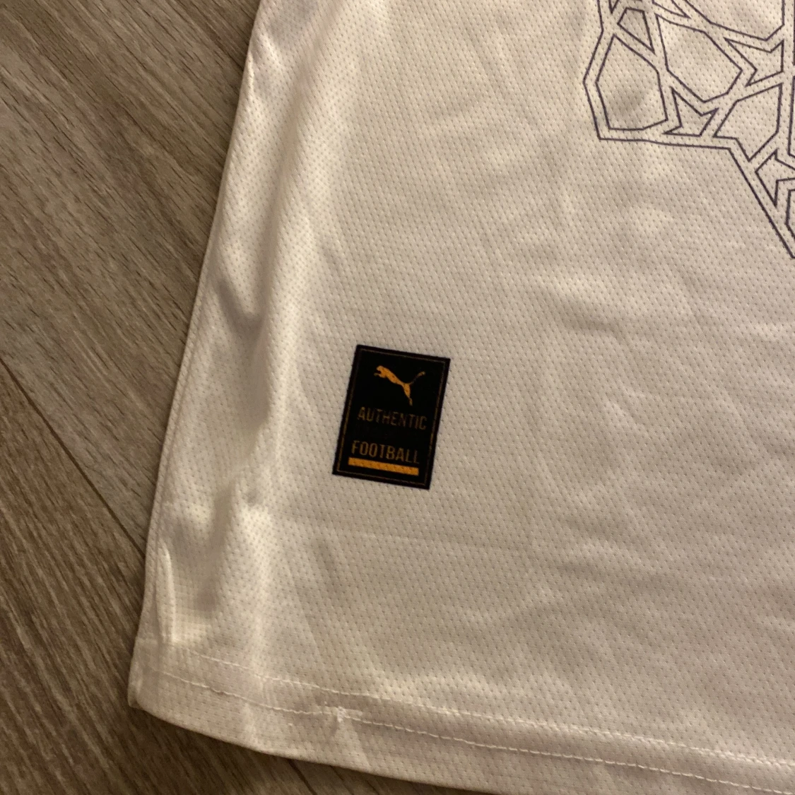 Vit fotbollströja från Puma - 92