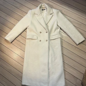 Gina tricot ull kappa  - Supervarm stor gosig ullkappa. Inga defekter.