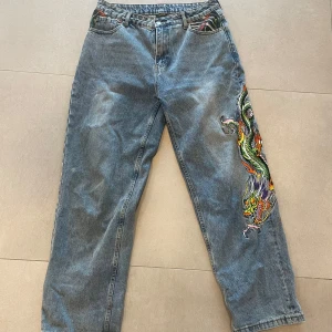 Ed hardy dragon jeans - Good condition ed hardy jeans  Ovh. 125