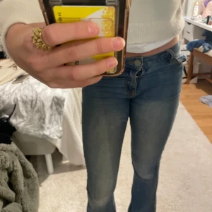 Blåa jeans bootcut  - Bra skick !
