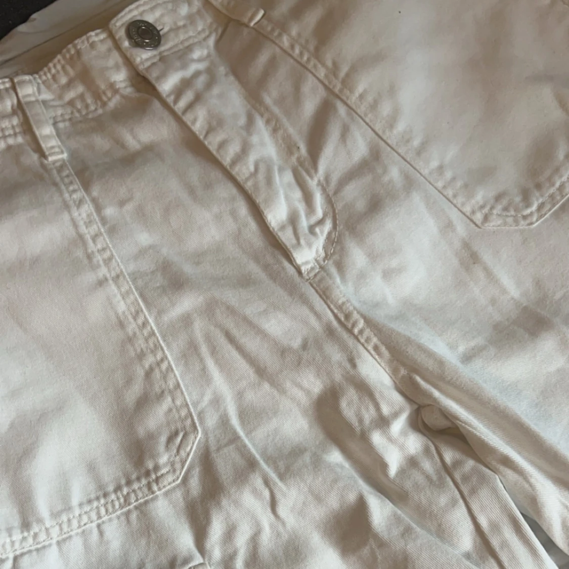 Zara vita cargo byxor  - 93